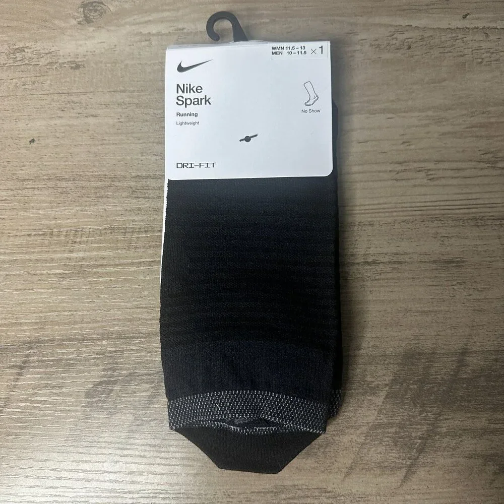 NWT Nike Unisex Spark Lightweight No Show Run Socks Black Size Large (DA359-010)